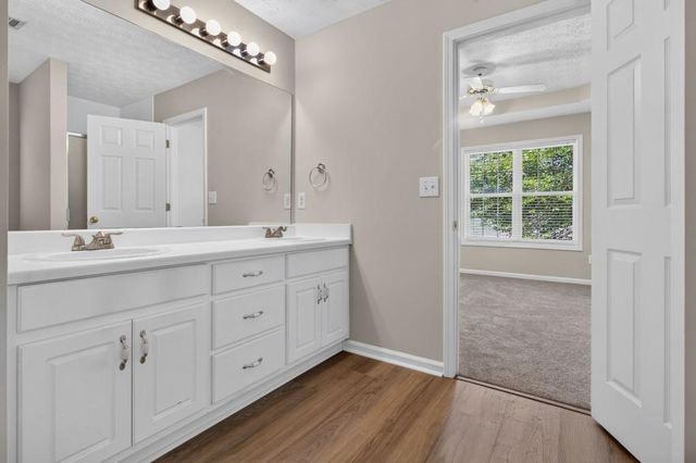 1520 Riverglen Drive, Loganville, GA 30052