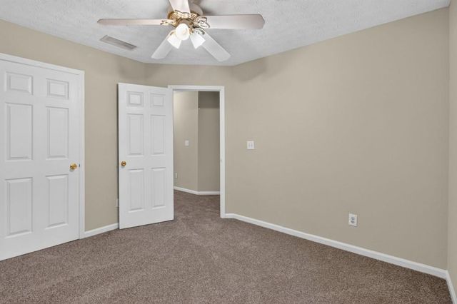 1520 Riverglen Drive, Loganville, GA 30052