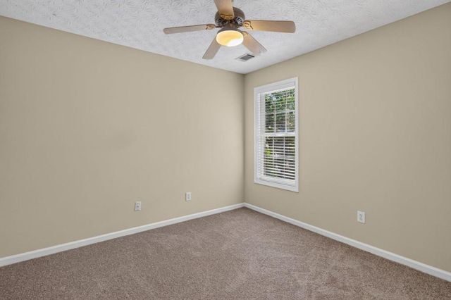 1520 Riverglen Drive, Loganville, GA 30052
