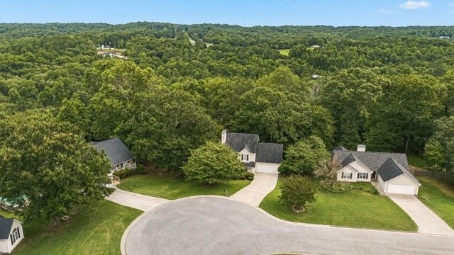 1520 Riverglen Drive, Loganville, GA 30052