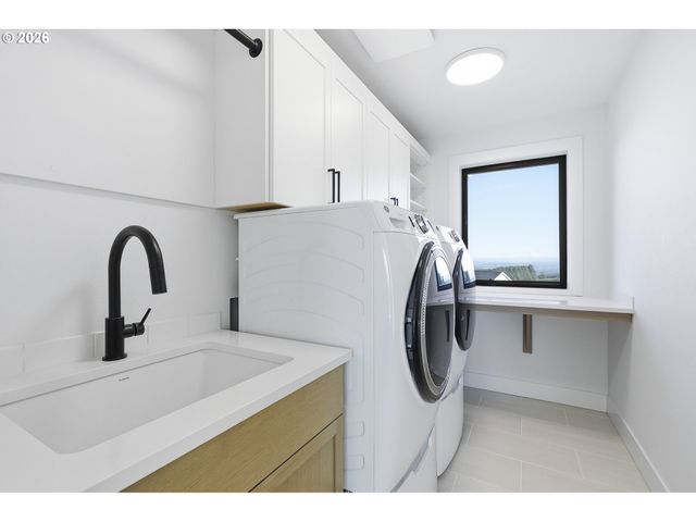 35921 Sw BALD PEAK Rd, Hillsboro, OR 97123