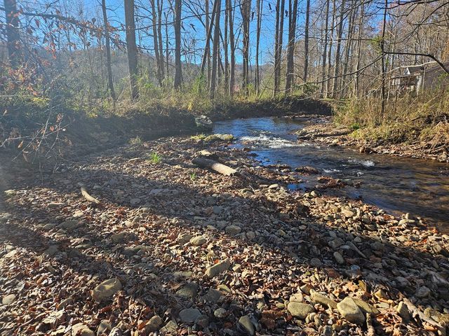 Lot 18 W Mountain Meadows Drive W, Shooting Creek, NC 28904