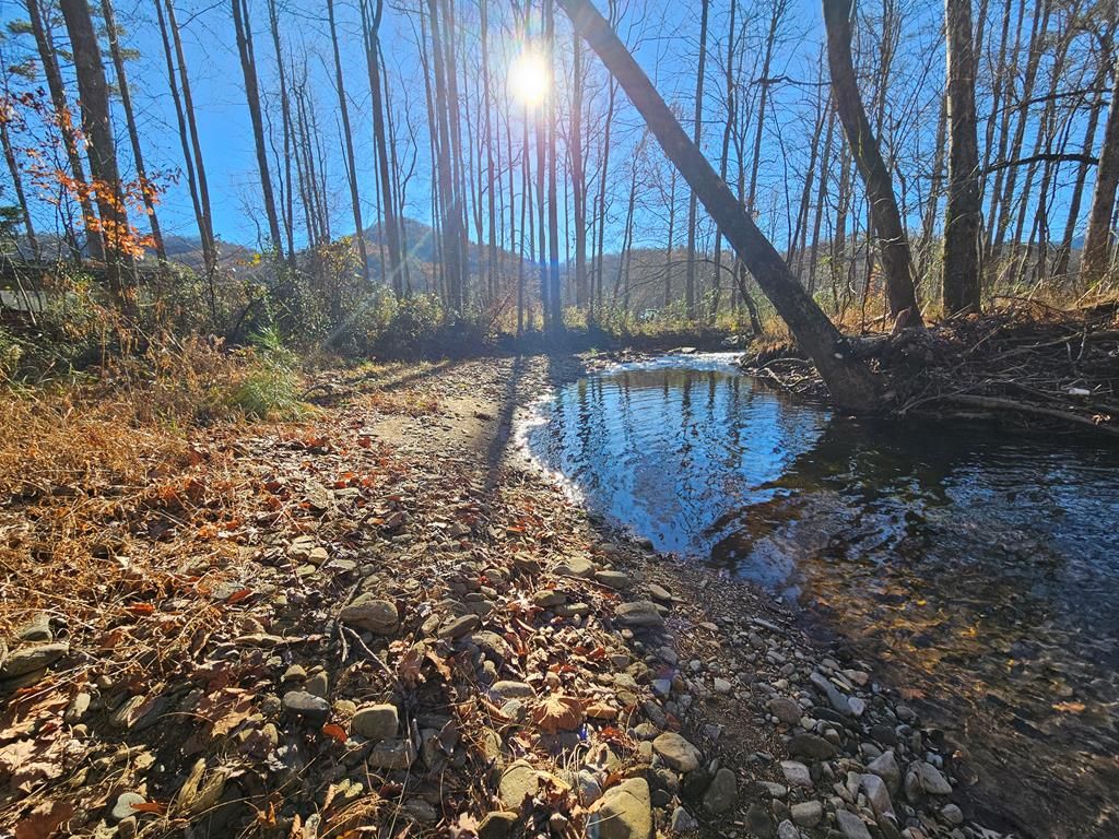 Lot 18 W Mountain Meadows Drive W, Shooting Creek, NC 28904