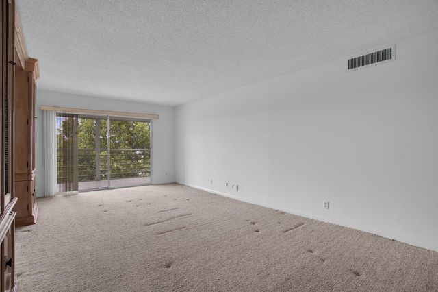 4402 Martinique Court M4, Coconut Creek, FL 33066