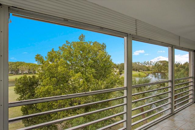 4402 Martinique Court M4, Coconut Creek, FL 33066