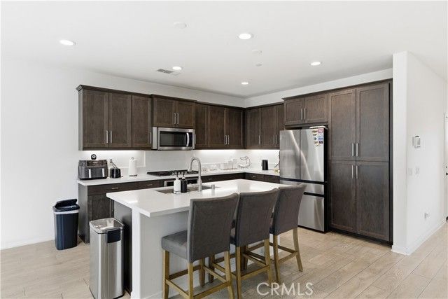 5242 Hayes Court, Fontana, CA 92336