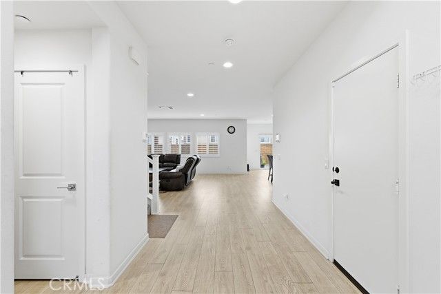 5242 Hayes Court, Fontana, CA 92336