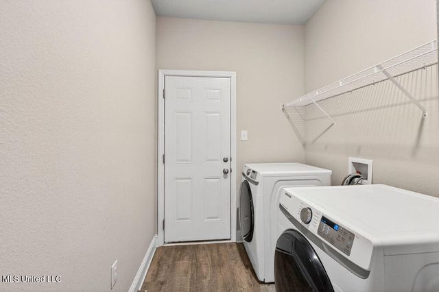 1052 Whimbrel Court, Ocean Springs, MS 39564