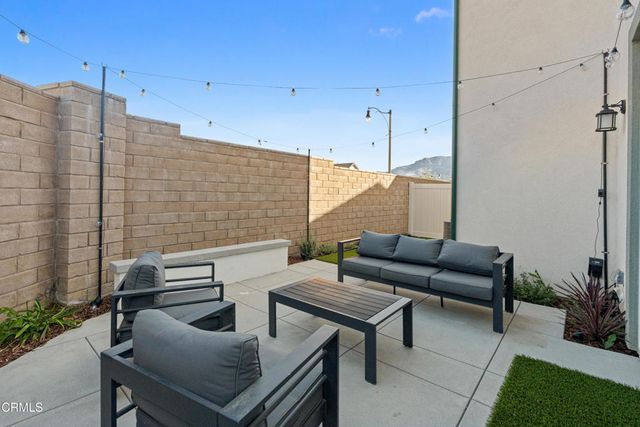 509 Snowdrop Lane, Santa Paula, CA 93060