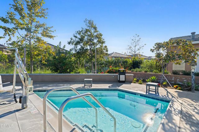 509 Snowdrop Lane, Santa Paula, CA 93060