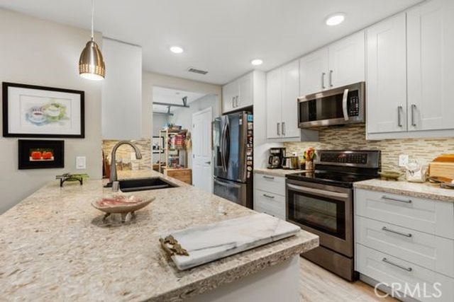 153 Avenida Majorca C C, Laguna Woods, CA 92637