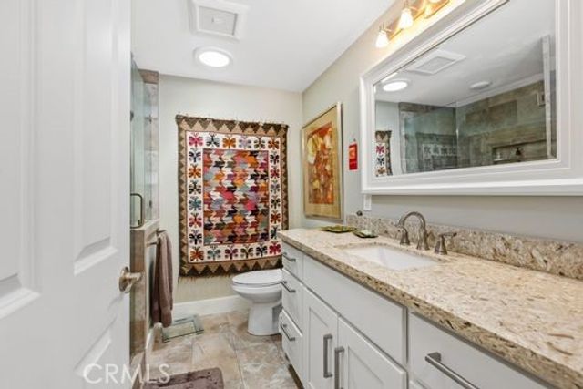 153 Avenida Majorca C C, Laguna Woods, CA 92637