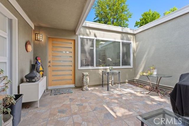 153 Avenida Majorca C C, Laguna Woods, CA 92637
