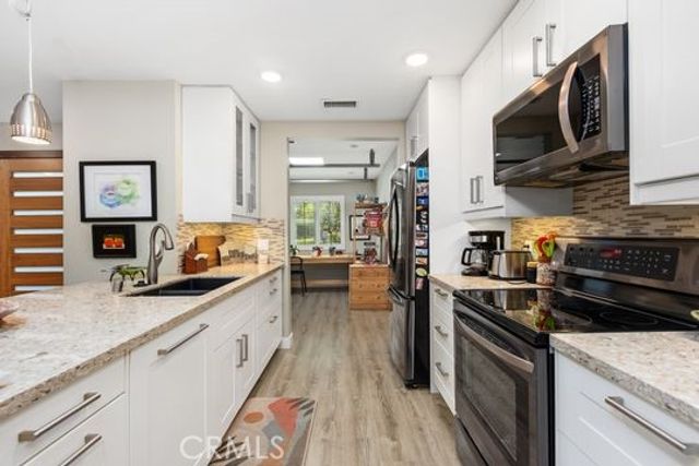 153 Avenida Majorca C C, Laguna Woods, CA 92637