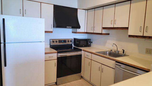 6363 Christie Ave 1915, Emeryville, CA 94608