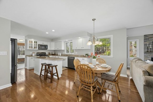 1 Heidi Lane, Grafton, MA 01519