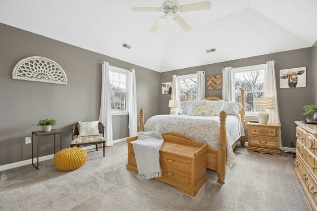 1 Heidi Lane, Grafton, MA 01519