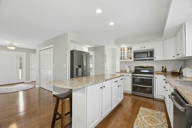1 Heidi Lane, Grafton, MA 01519