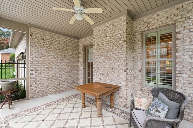 101 Mallard Glen Circle, Winston-salem, NC 27106