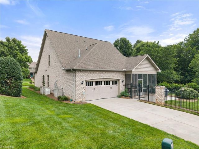 101 Mallard Glen Circle, Winston-salem, NC 27106