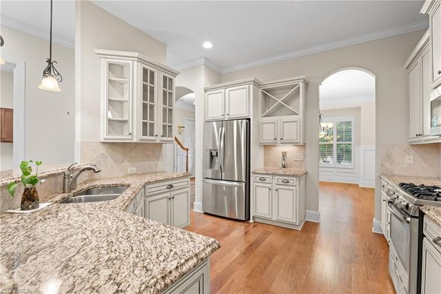 101 Mallard Glen Circle, Winston-salem, NC 27106