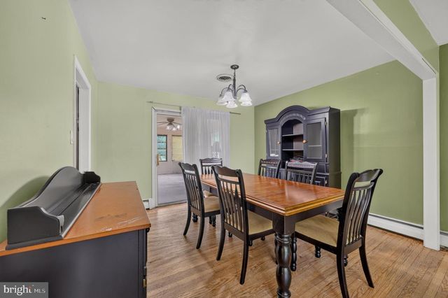 933 BIG OAK RD, Yardley, PA 19067