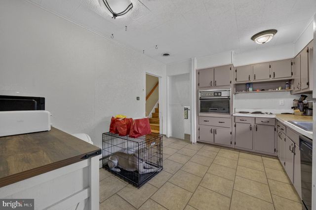 933 BIG OAK RD, Yardley, PA 19067