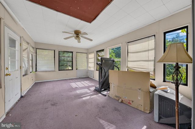 933 BIG OAK RD, Yardley, PA 19067