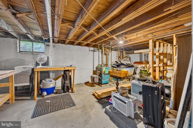 933 BIG OAK RD, Yardley, PA 19067