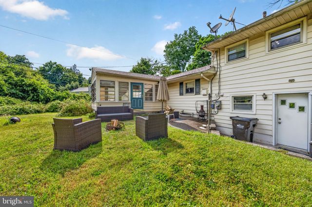 933 BIG OAK RD, Yardley, PA 19067