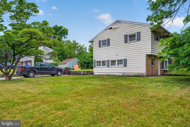 933 BIG OAK RD, Yardley, PA 19067