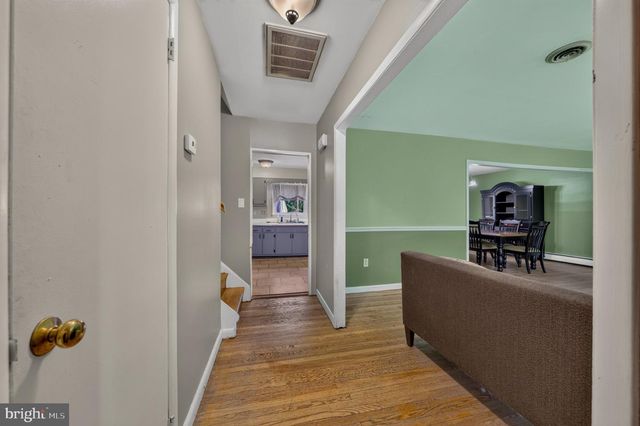 933 BIG OAK RD, Yardley, PA 19067