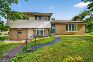 933 BIG OAK RD, Yardley, PA 19067