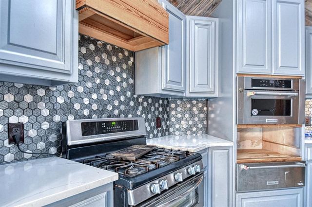 1100 Bryan Drive, Moore, OK 73160