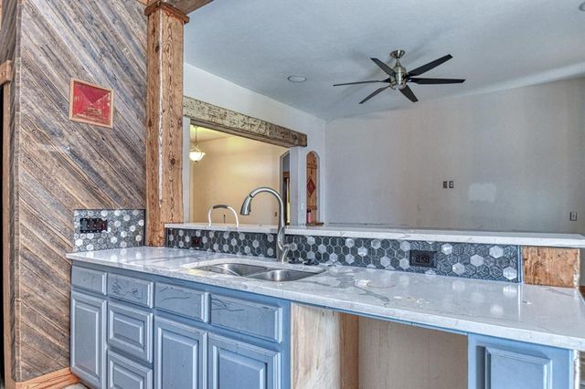 1100 Bryan Drive, Moore, OK 73160