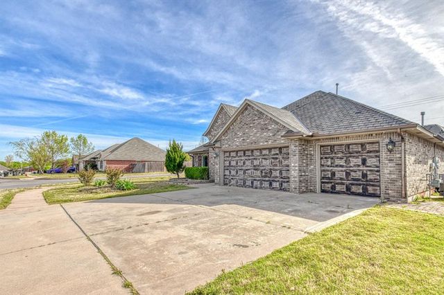 1100 Bryan Drive, Moore, OK 73160