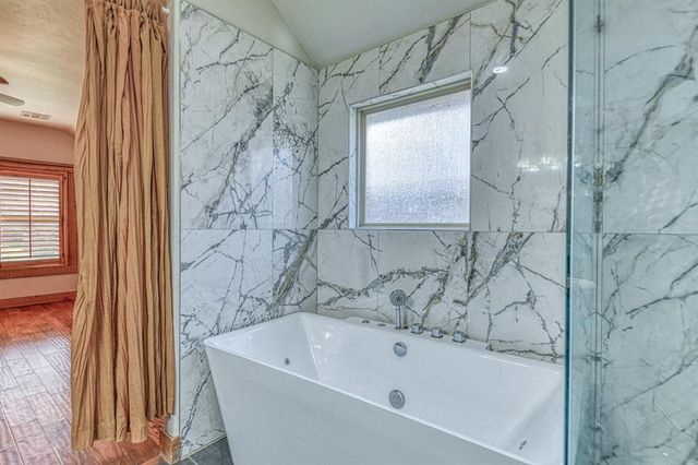 1100 Bryan Drive, Moore, OK 73160