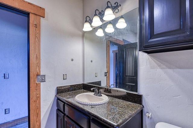 1100 Bryan Drive, Moore, OK 73160