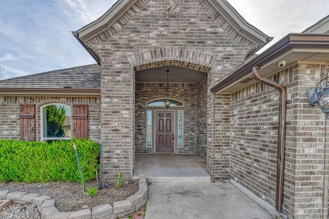1100 Bryan Drive, Moore, OK 73160