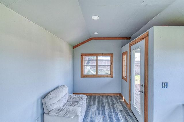 1100 Bryan Drive, Moore, OK 73160