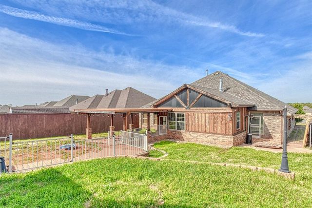 1100 Bryan Drive, Moore, OK 73160