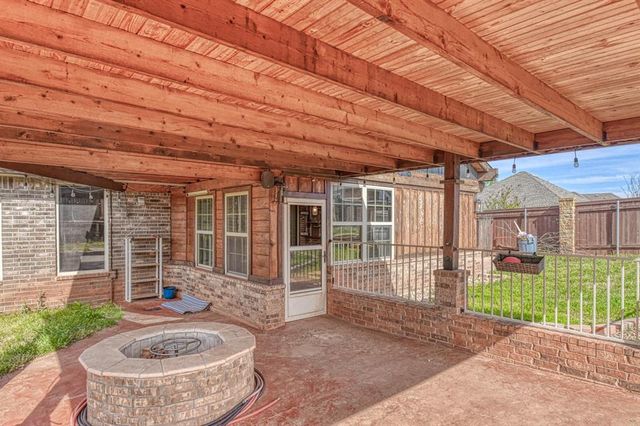 1100 Bryan Drive, Moore, OK 73160