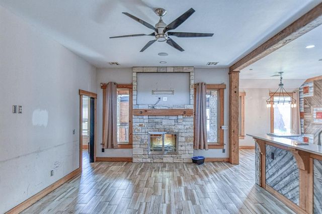 1100 Bryan Drive, Moore, OK 73160