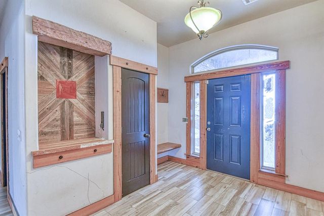 1100 Bryan Drive, Moore, OK 73160