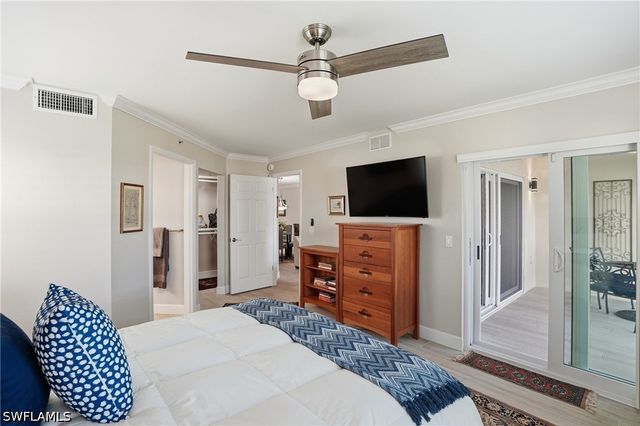 4945 Cougar CT S 4, Naples, FL 34109