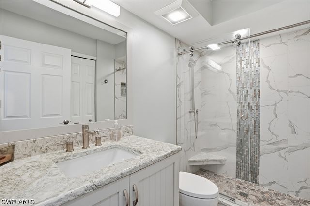 4945 Cougar CT S 4, Naples, FL 34109