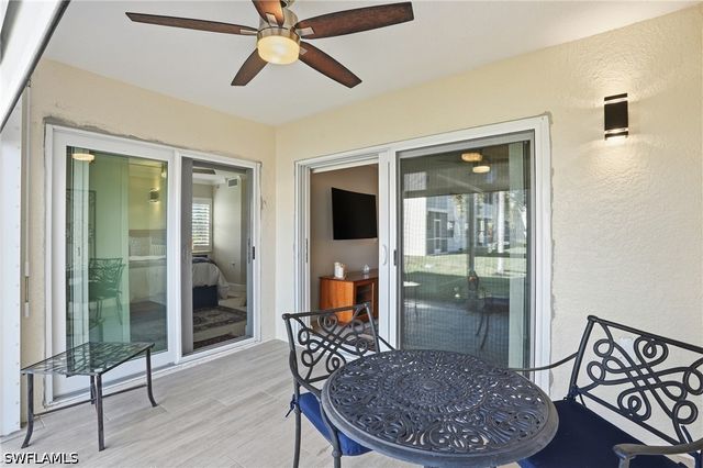 4945 Cougar CT S 4, Naples, FL 34109