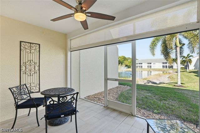 4945 Cougar CT S 4, Naples, FL 34109