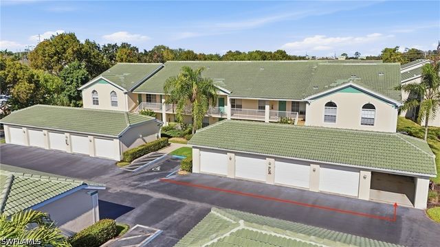 4945 Cougar CT S 4, Naples, FL 34109