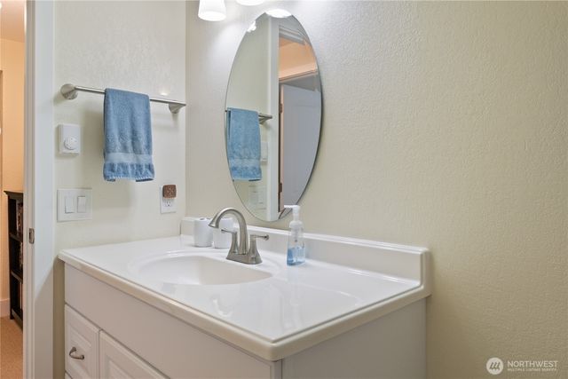 260 N Mount Christie Drive, Hoodsport, WA 98548